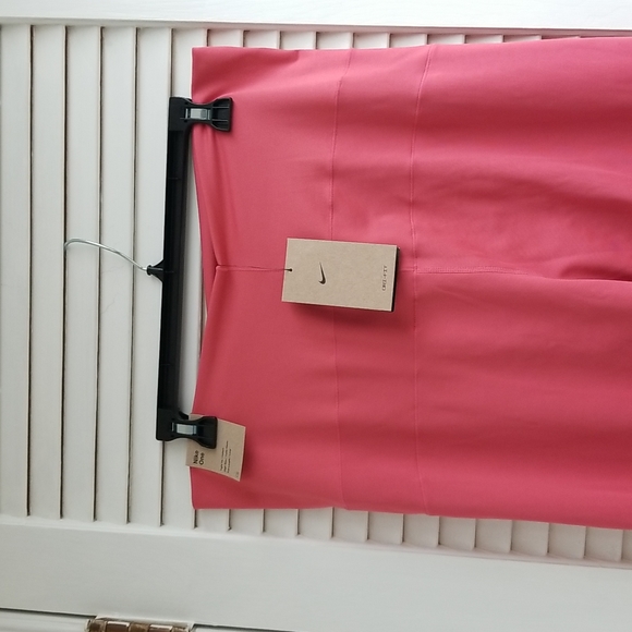 NIKE MATERNITY LEGGINGS - Picture 5 of 7